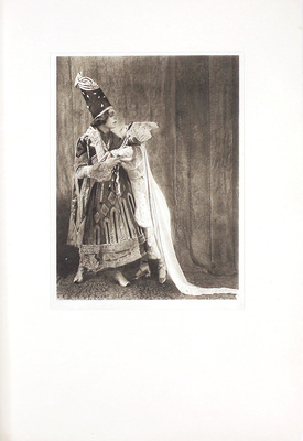 [Этюды из русского балета Э.О. Хоппе. Альбом]. Studies from the Russian Ballet by E.O. Hoppé. [Album]. London: Fine Art Society, [1913].